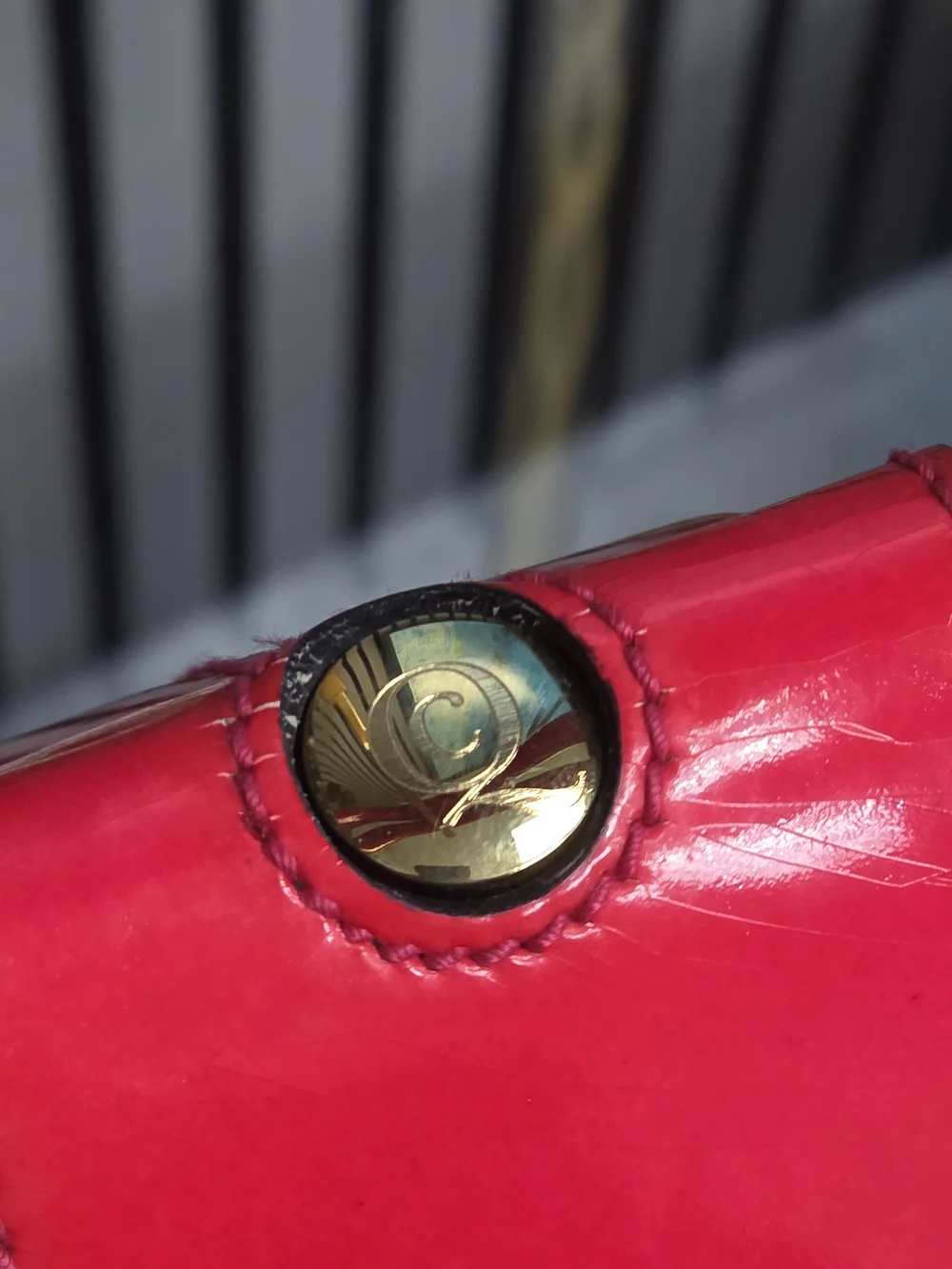 Alexander McQueen Red Elvie Frame Patent Top-Handle Satchel Bag RARE